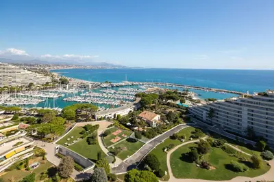 Image de Marina Baie des anges. 113 m2, accès direct mer 2mn.