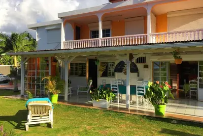 Image de Appartement F2 Tout Confort A Desbonnes Sainte-Rose