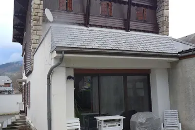 Image de Maison individuelle (14 personnes) au centre de Saint-Lary, entièrement rénovée