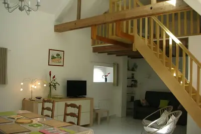 Image de Gîte 2 pièces\/mezzanine au calme entre Chartres et châteaux de la Loire