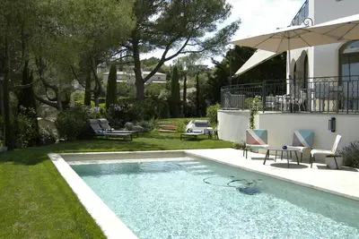 Image de Grande Et Belle Maison De Charme Aux Portes D'Aix En Provence