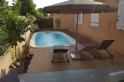 Image de Grande maison avec piscine près de la Côte Bleue