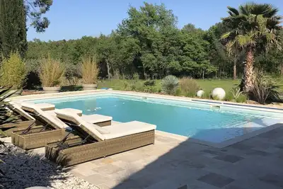 Image de Petit coin de Paradis! Splendide villa en plein cœur des vignes piscine privée. .