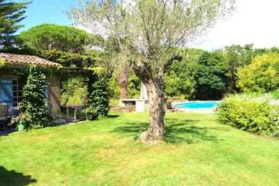 Image de Charmante villa au coeur du village de Saint-tropez