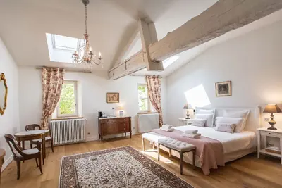 Image de Suite Séquoia, Château Gassies, le charme à 15 min de Bordeaux, jusqu'à 3 hôtes