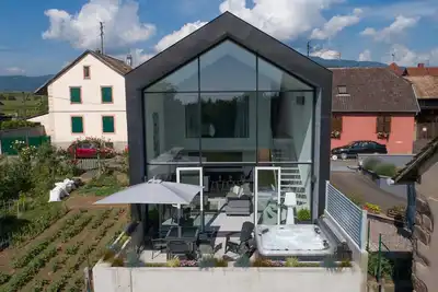 Image de Maison D’Architecte dans un des « Plus beaux Villages de France «