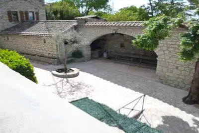 Image de Charming comfortable stone cottage, swimming pool, playground, tennis