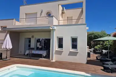 Image de Piscine chauffée, spa int, 5chambres, 10 pl, près du Cap d'Agde, Méditerranée