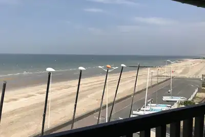 Image de Beau trois pièces sur la plage, vue superbe
