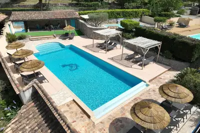 Image de Individual cottage with superb view, swimming pools, playground and tennis