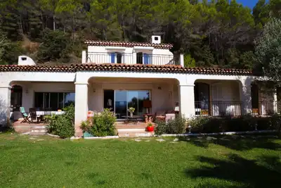 Image de maison de charme, vue imprenable, 8 couchages, piscine