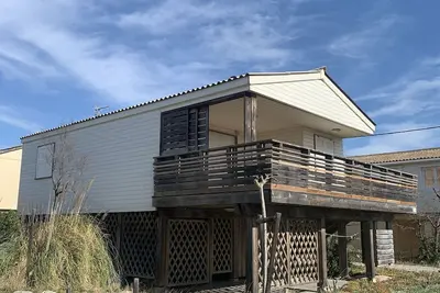 Image de Charmant chalet sur pilotis \"Le Dolce Vita\" à Gruissan, à 200 mètres de la plage