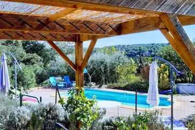 Image de Meublé provençal 62m2 calme, piscine, enfants, animaux- Lorgues entre lac et mer