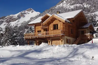 Image de loue appartement dans chalet bois
