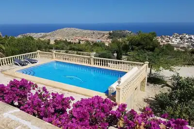Image de Villa calme à Cumbre del Sol avec vue Mer et Piscine PRIVÉE