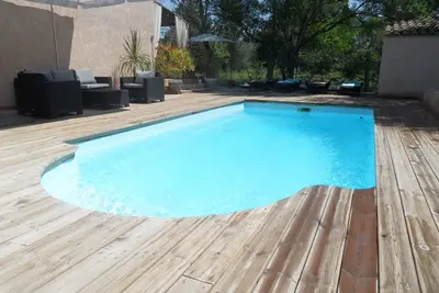 Image de Villa provençale  climatisée, avec piscine chauffée, spa et suite parentale.