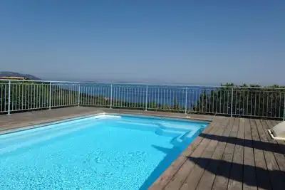 Image de Villa vue mer avec piscine dans le très beau domaine de Punta d'Oro