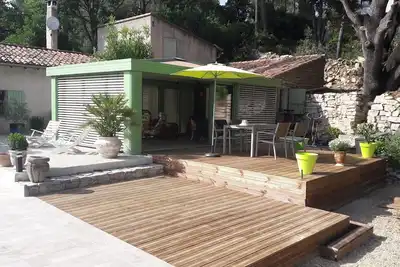Image de Maset 100m2 avec piscine, en garrigue, 10mn du centre