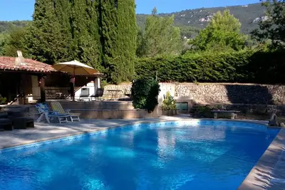 Image de Propriété 280 M², 5 chambres, 12 personnes, climatisée, 7000 M2 de terrain plat