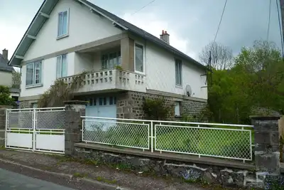 Image de Maison De 100 M2 Sur Sous Sol Total. jARDIN Clos De 700m2