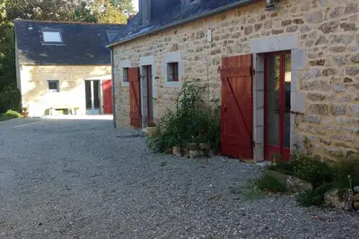 Image de Maison plein pied jusqu'à 6 Personnes- Longère dans ancien corps de ferme.