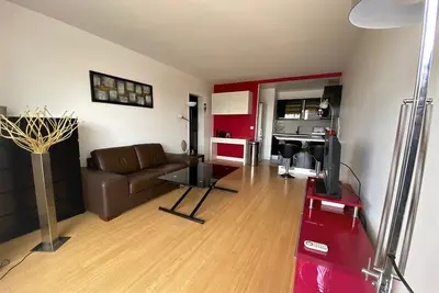 Image de Appartement T2 47m² refait à neuf, moderne, lumineux, calme à 5mn de Paris