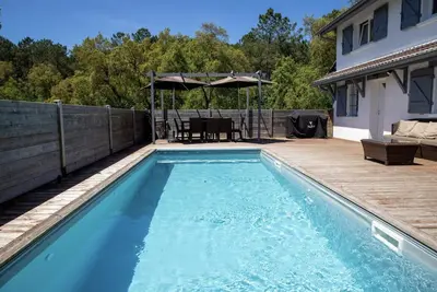 Image de Belle maison avec piscine chauffée