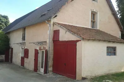 Image de Grand gîte pour les grandes familles ou les amis, avec piano et babyfoot.