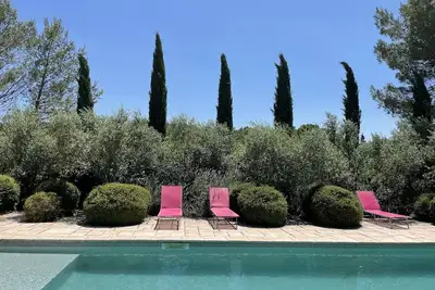 Belle propriété 300m2, piscine et parc paysagé à 30mn de la mer