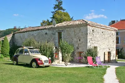 Image de Gîte rural Isabelle de charme pour 2 pers avec Piscine en région Midi Pyrénées