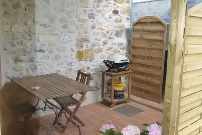 Image de La source, gîte 30 m2, centre village, dans maison rénovée comprenant 4 gîtes