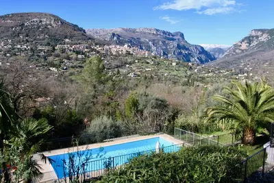 Image de Magnifique Propriété au coeur de la côte d'azur, 5 chambres, vue panoramique