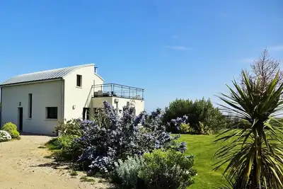 Image de Villa Vue Sur Mer avec grand jardin, au calme, wifi gratuit