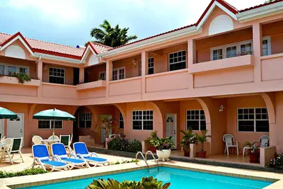 Image de (3) Votre Home Away from Home