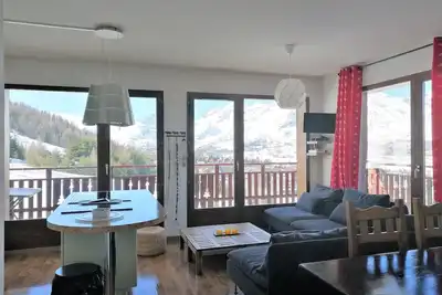 Image de Appartement lumineux sur les pistes départ remontées\/télésièges