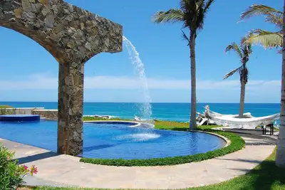 Villa de luxe en bord de mer à San Jose del Cabo dans l'exclusif Puerto Los Cabos