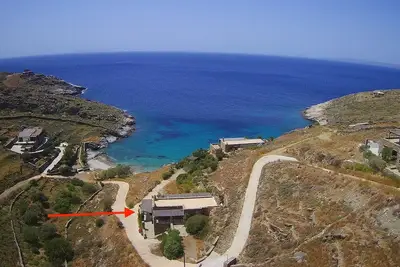 Image de Villa Thymari, bord-de-l'eau, plage privée, emplacement tranquille, service 24\/7