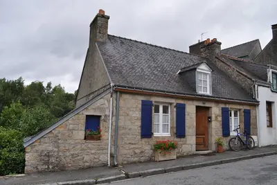 Image de Romantique, Cottage rénové dans un village médiéval pour 6 - jardin clos privé