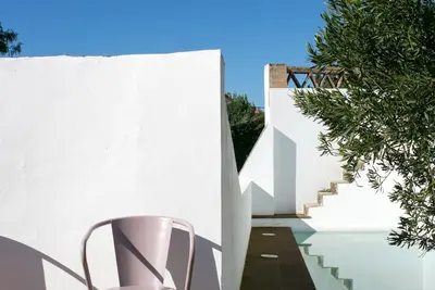 Image de Maison independante, 8 couchages, avec piscine privée- centre ville historique
