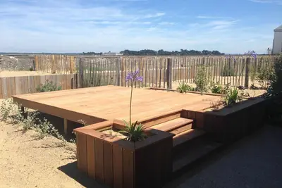 Image de Appartement neuf T3 60 m2 front de mer, accès direct plage de Saint Goustan