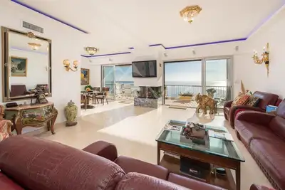 Image de ''Ship in the sky'' Duplex Luxury 5 minutes drive from the centre Cannes.