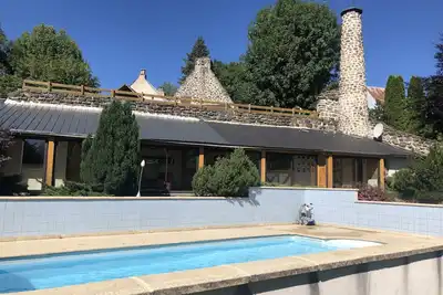 Image de Gîte à la montagne 1140m face à la piscine idéal randonnée dépaysement assuré