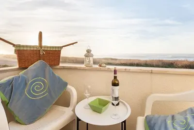 Image de Juste au-dessus de la mer 2-