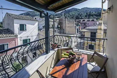 Image de «St. Marina \"maison 3flr dans le ♥ du village_2΄ à pied de la plage