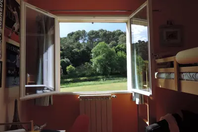 Image de Villa familiale avec piscine au calme du village provençal de Biot