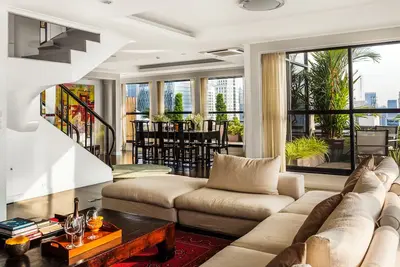 Image de Penthouse Central - Grand et charmant