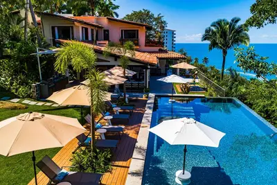 Image de Belle propriété, disposition mexicaine et traditionnelle, vue imprenable sur la baie