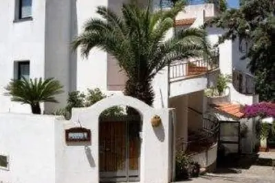 Trois chambres en résidence au centre d'Ischia Porto