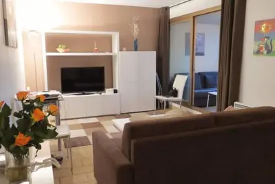 Image de Dans le vieil Antibes, très beau studio climatisé avec wifi