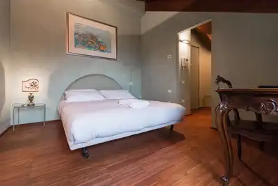 Image de Studio Mansardé Dans Villa De 1800 - Wifi - Climatisation